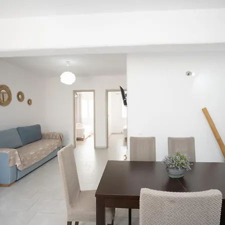 Dual Apts With Pool Ideal For 10 Guests In Mykonos *