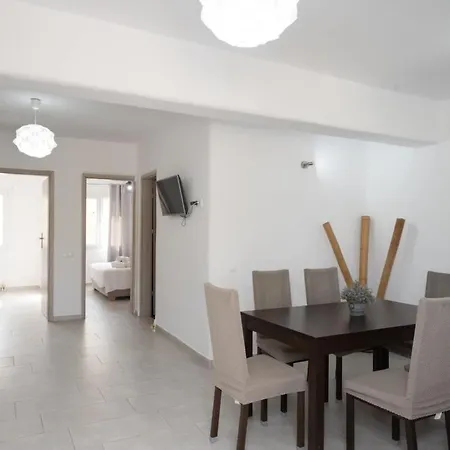 Dual Apts With Pool Ideal For 10 Guests In Mykonos