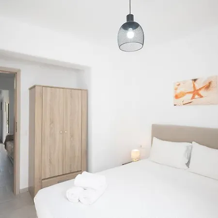 Dual Apts With Pool Ideal For 10 Guests In Mykonos Apartmán *