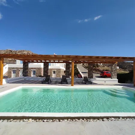 Dual Apts With Pool Ideal For 10 Guests In Mykonos Plintri